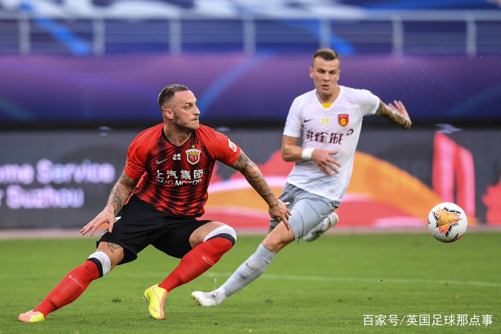 抵挡压力!武汉卓尔胜绩频现力压上海上港 抵挡压力!武汉卓尔胜绩频现力压上海上港