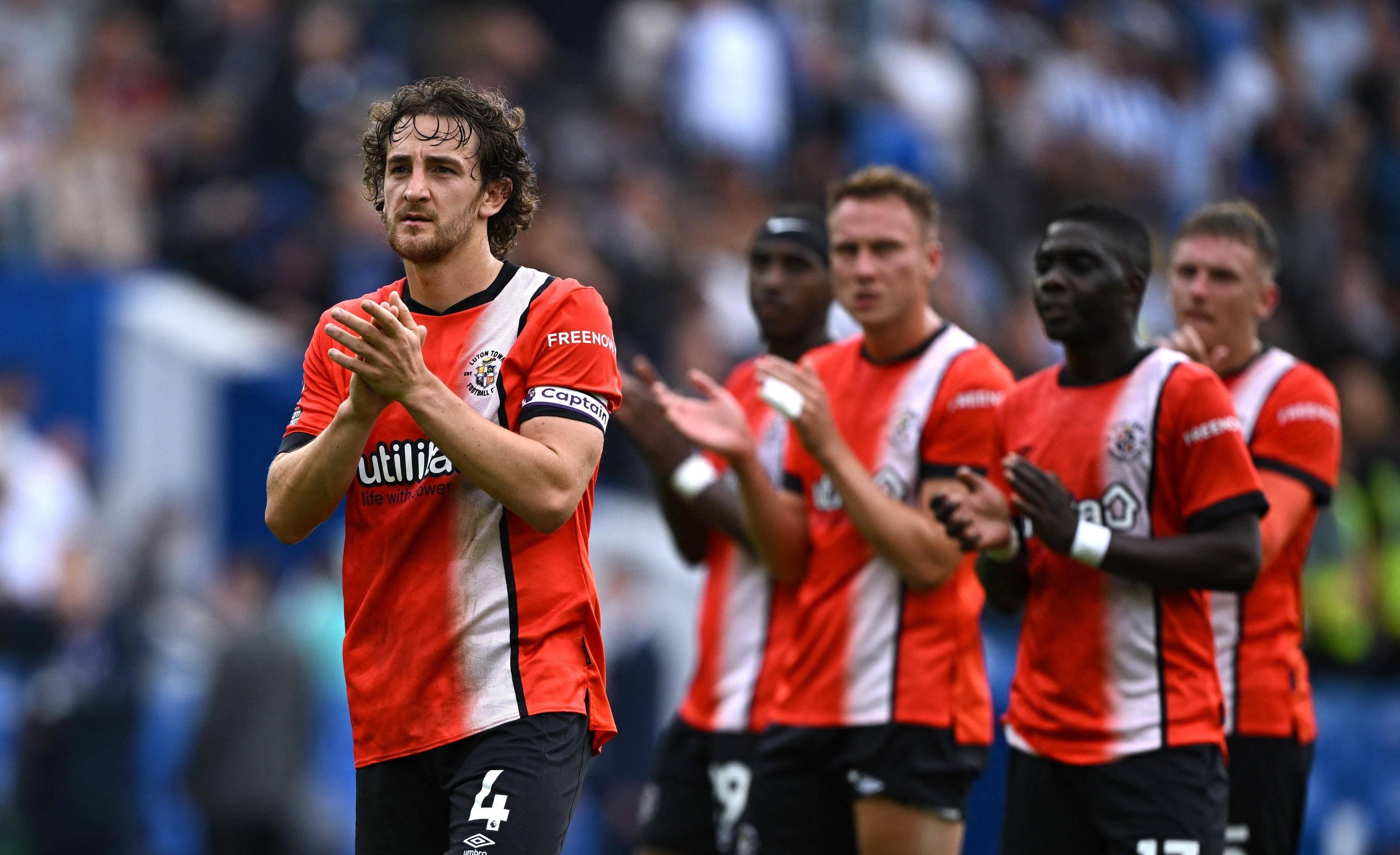 格拉纳达客场一球胜,前锋突破铁桶防线破门得分的简单介绍 格拉纳达客场一球胜,前锋突破铁桶防线破门得分的简单介绍