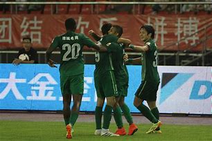 关于浙江绿城比赛中出现精彩一幕,引发观众热议的信息 关于浙江绿城比赛中出现精彩一幕,引发观众热议的信息