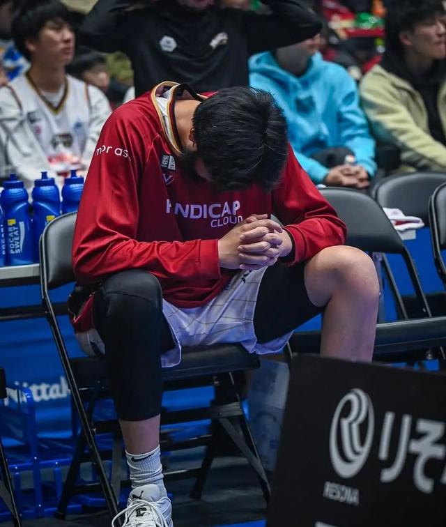 东南亚篮球锦标赛:菲律宾队实力抢眼,成为黑马 东南亚篮球锦标赛:菲律宾队实力抢眼,成为黑马