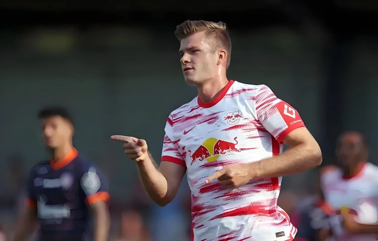 关于云达不莱梅惨遭惨败，新赛季首场失利让球队付出代价的信息