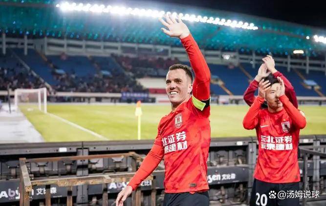 长春亚泰队主场大胜武汉卓尔,彰显实力的简单介绍 长春亚泰队主场大胜武汉卓尔,彰显实力的简单介绍