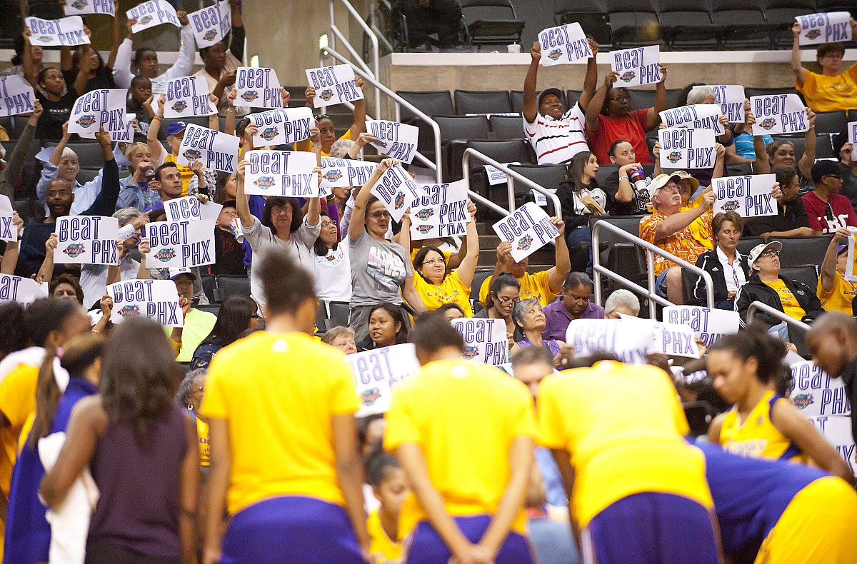 包含顶级篮球职业赛事激发球迷无限热情的词条 包含顶级篮球职业赛事激发球迷无限热情的词条