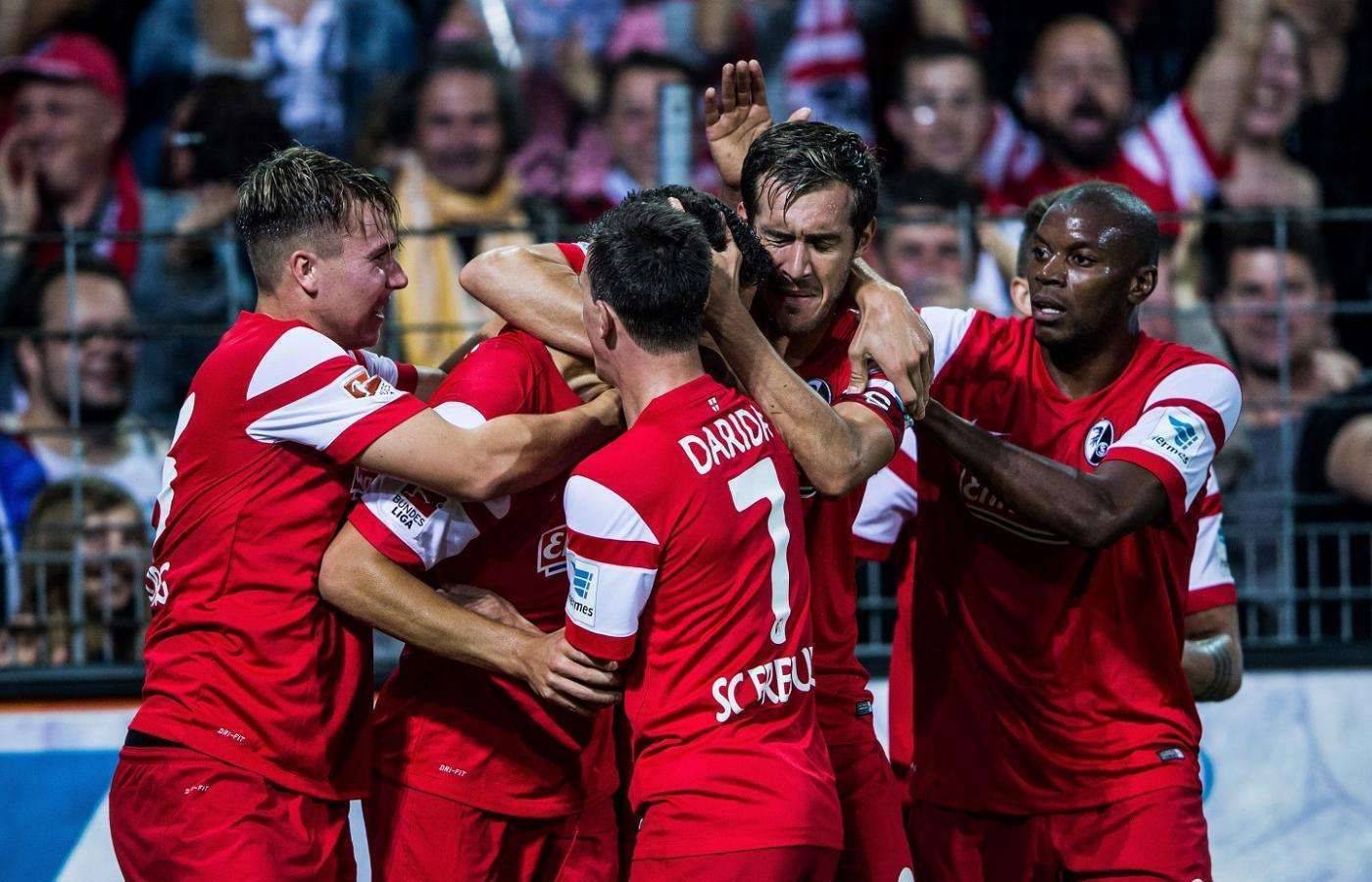 波黑客场胜捷克队,取得三分望进淘汰赛 波黑客场胜捷克队,取得三分望进淘汰赛