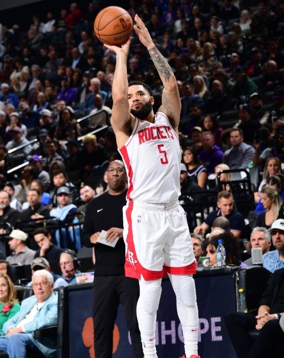 加拿大篮球超级联赛季后赛热战,多伦多火箭队斩获首胜的简单介绍 加拿大篮球超级联赛季后赛热战,多伦多火箭队斩获首胜的简单介绍