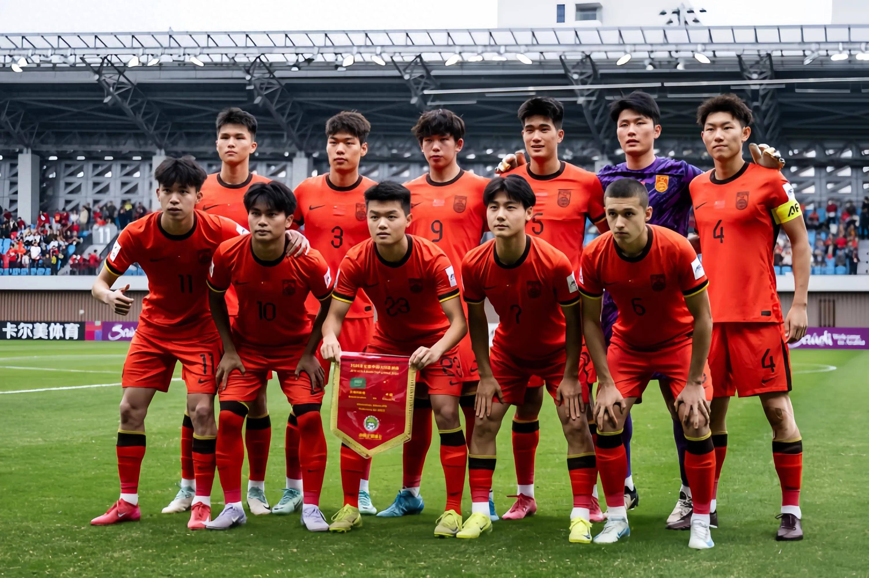 关于足球大赛备赛：备战全面展开，举国瞩目的信息