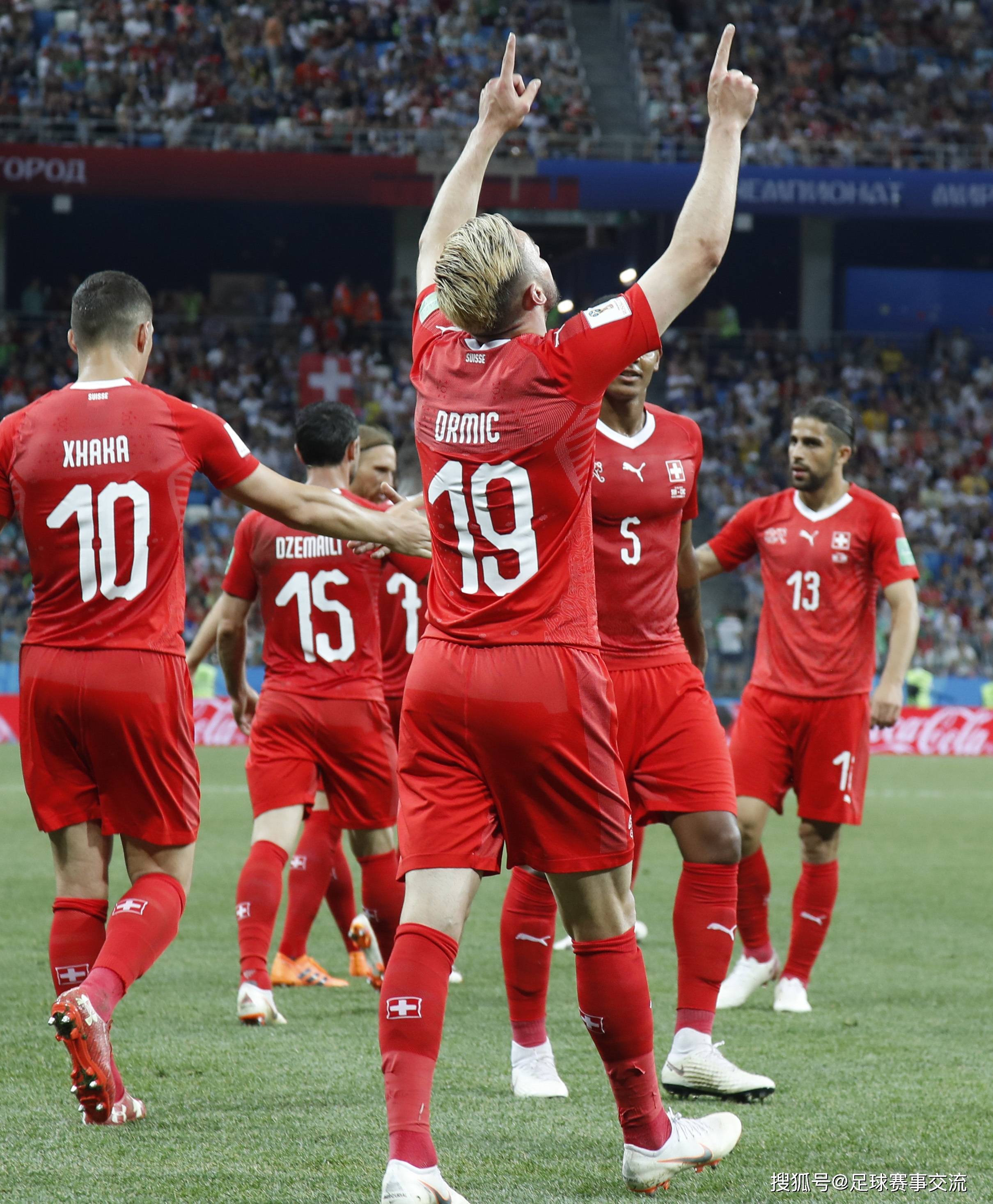 瑞典队在欧预赛比赛中以-击败西班牙