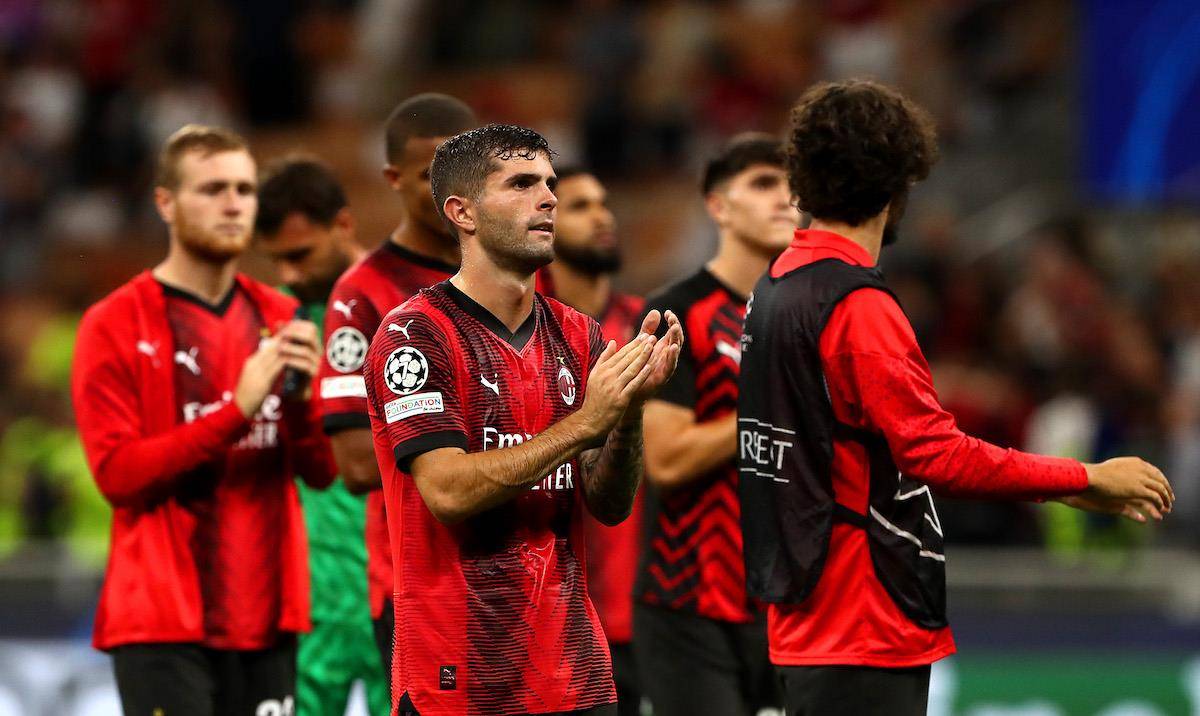 AC米兰在比赛中体现出超强的团队凝聚力的简单介绍