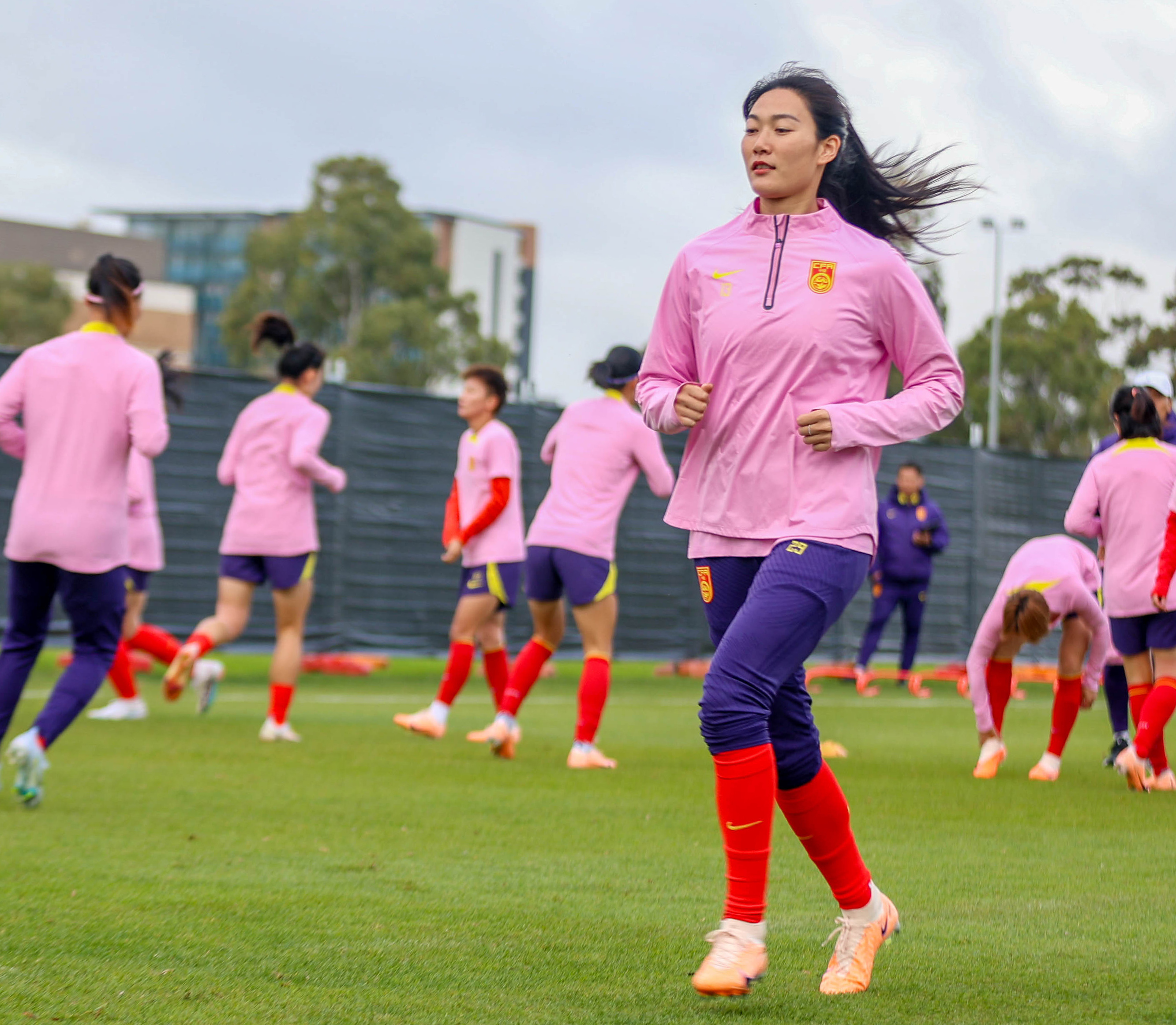 国际女子足球比赛精彩继续 国际女子足球比赛精彩继续