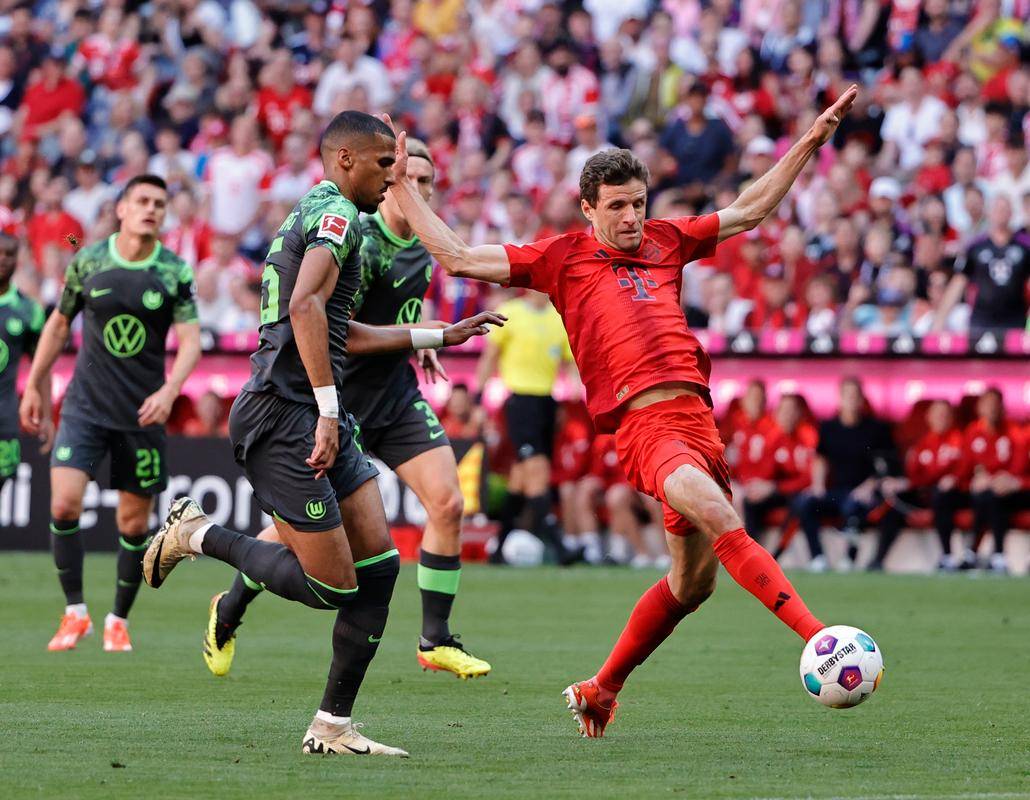 门兴主场逆转,豪取三分保持不败 门兴主场逆转,豪取三分保持不败