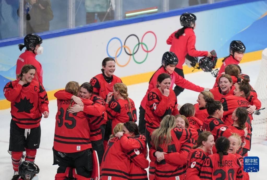 瓦拉度利巧取胜利，轻松突破对手