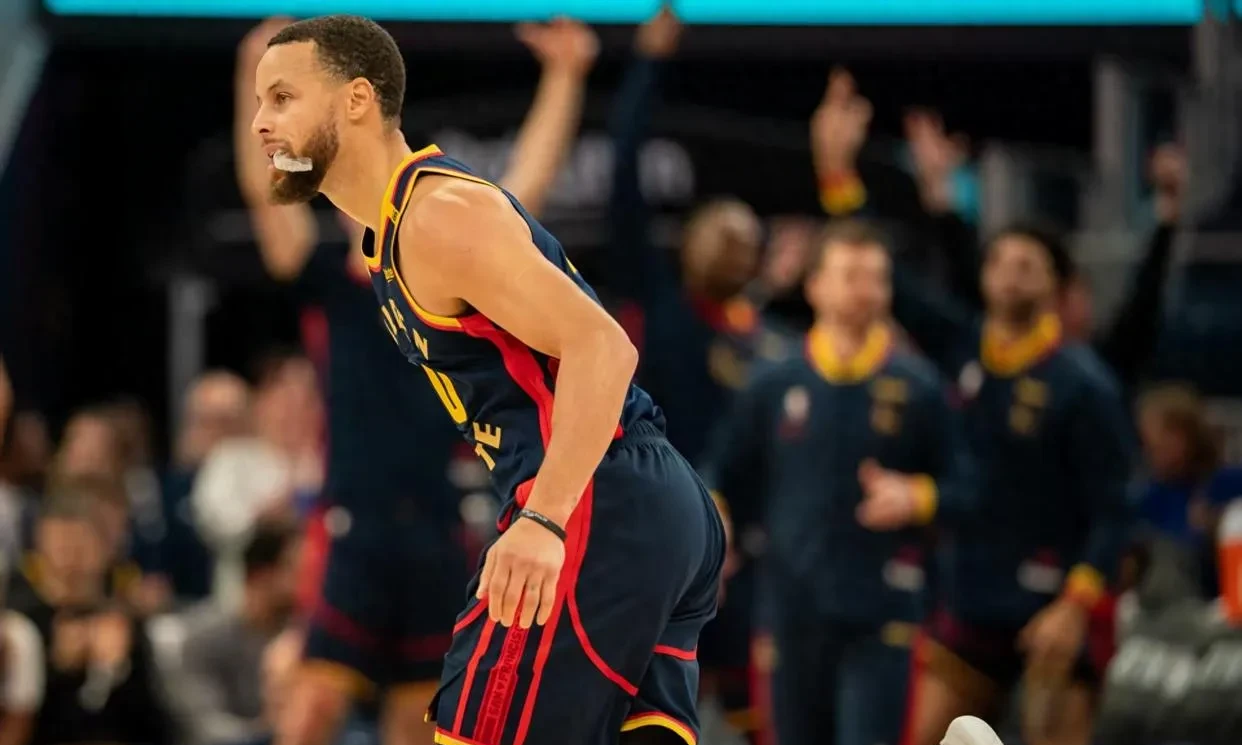 球员心态坚定,赢得关键比赛 球员心态坚定,赢得关键比赛