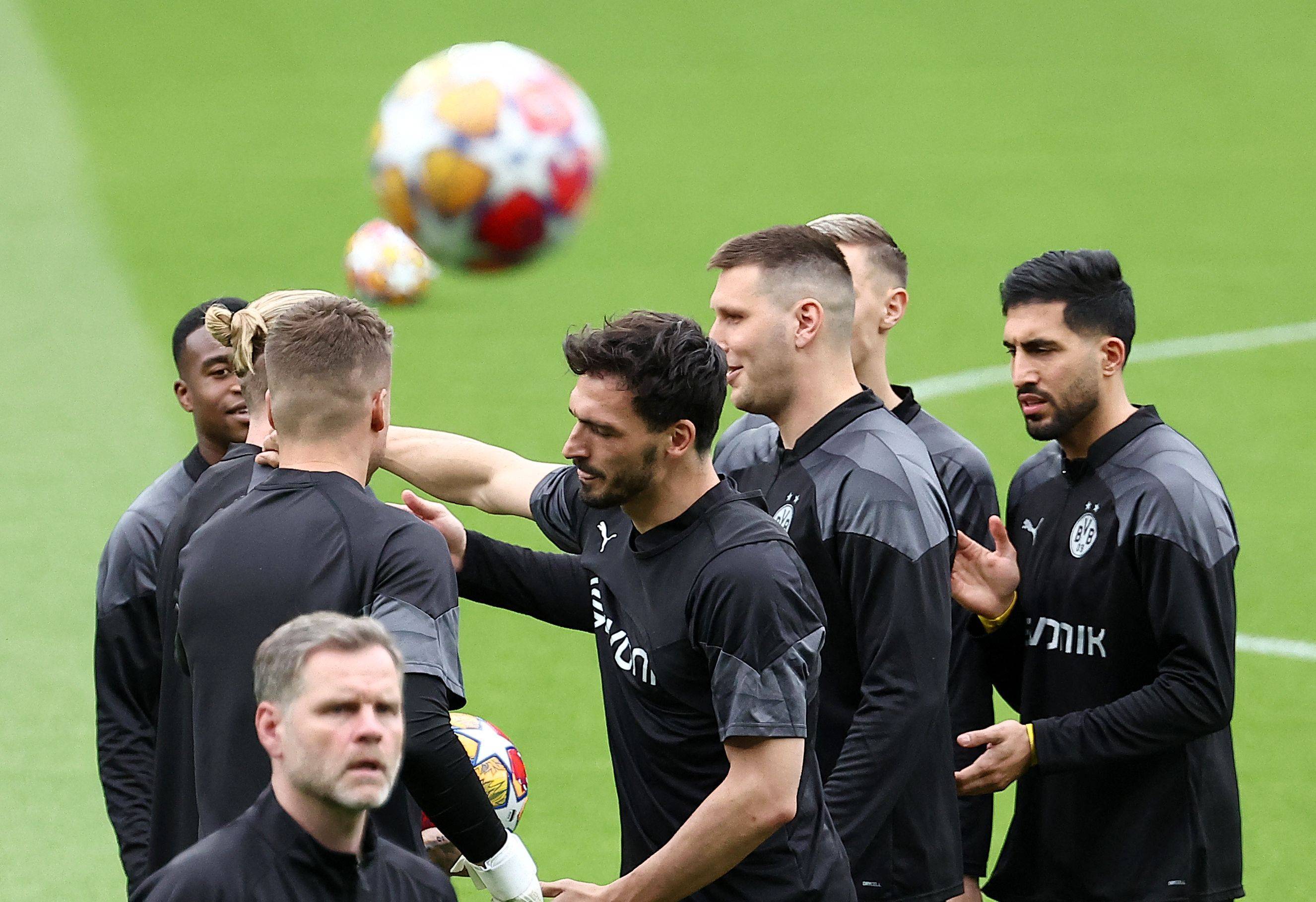 多特蒙德在激烈比赛中险胜对手,壮大实力 多特蒙德在激烈比赛中险胜对手,壮大实力