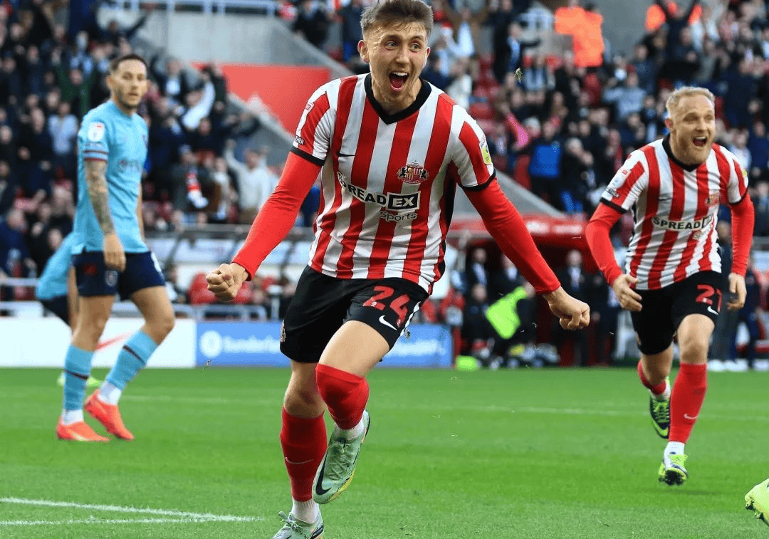 切尔西主场击败桑德兰，保持领先优势！