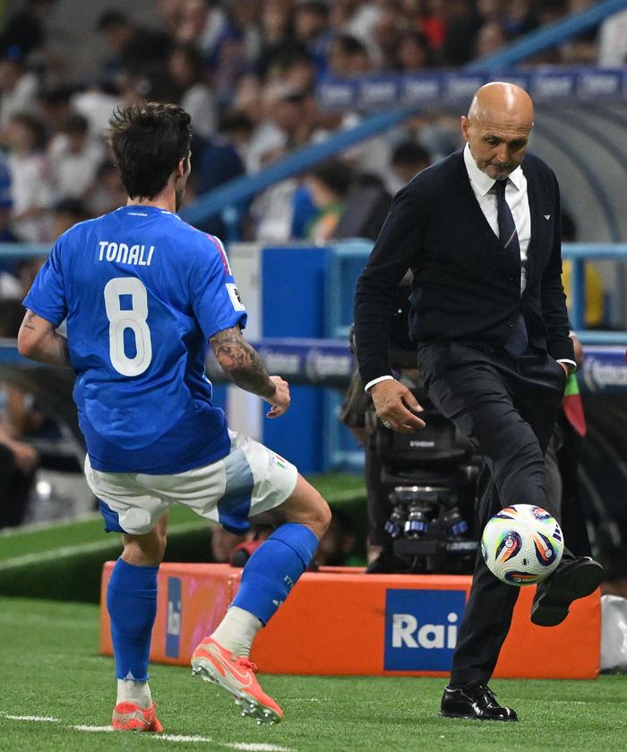 摩尔多瓦在欧预赛中不敌奥地利遭遇挫败