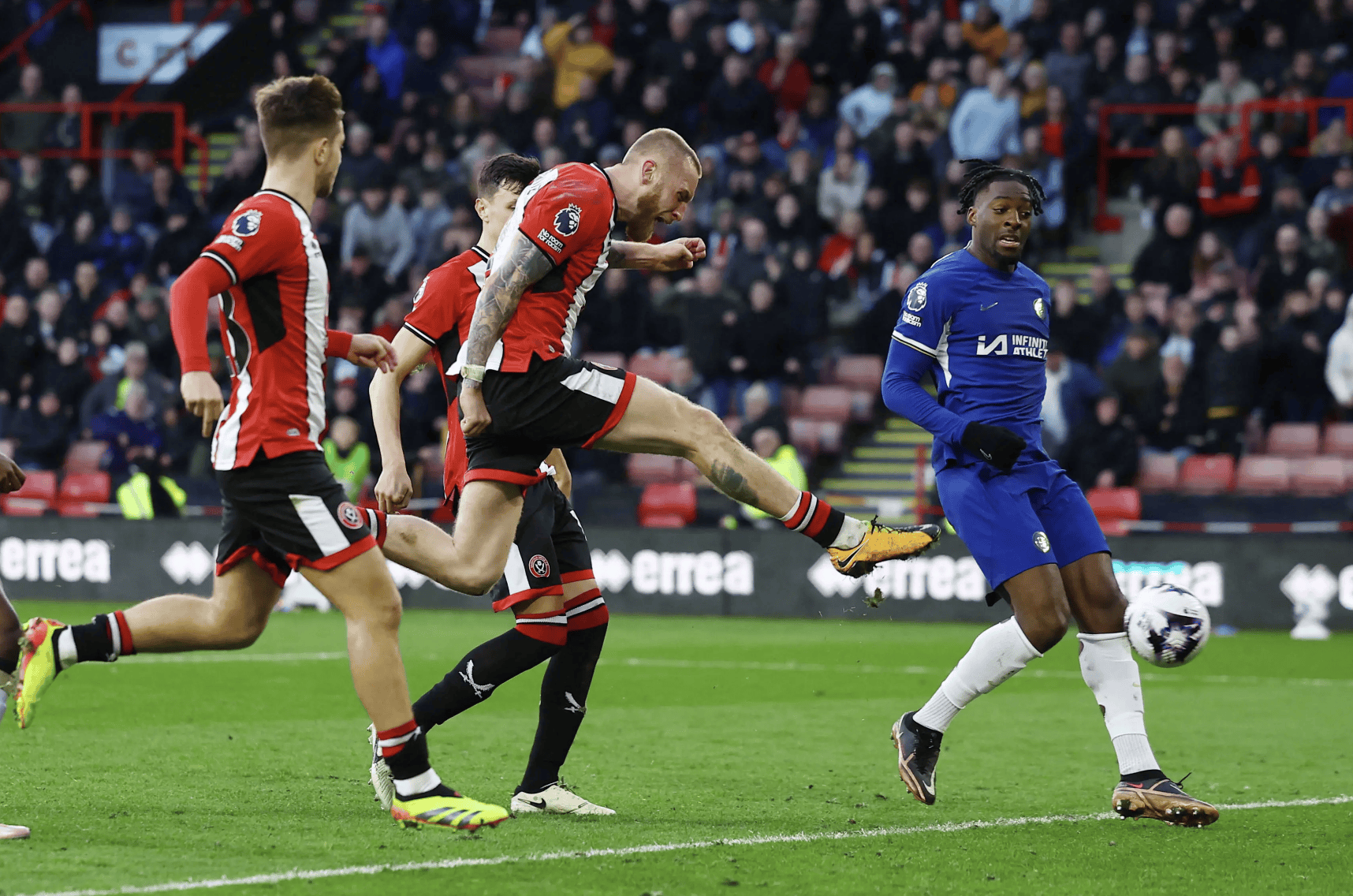 谢菲联主场战胜，成功跻身前十行列