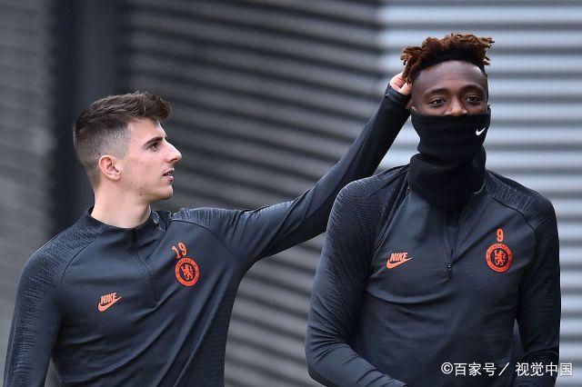 阿贾克斯志在必得，对手塞维利亚会否就这么放手？