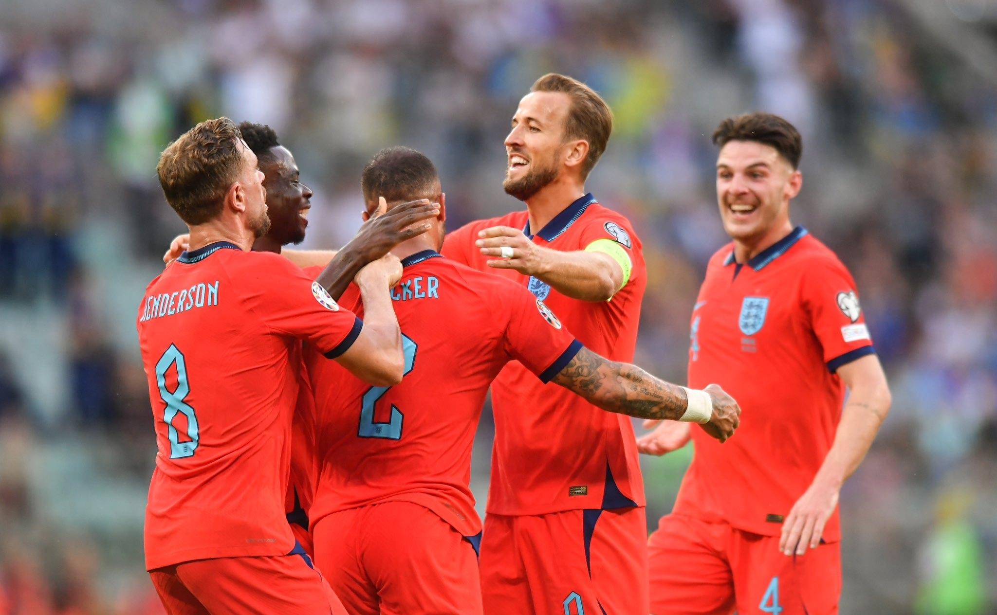 欧预赛风雨同舟,化险为夷执著迎战 欧预赛风雨同舟,化险为夷执著迎战