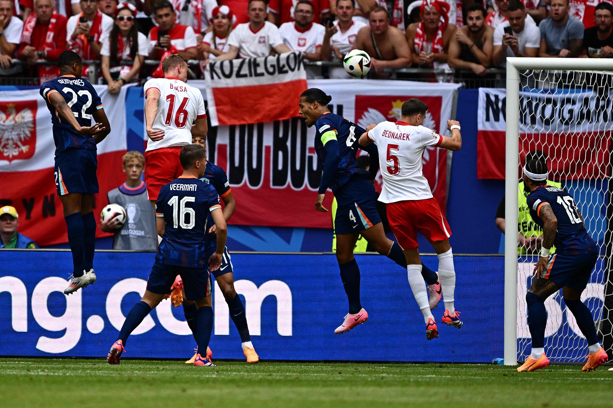 波兰队逆袭成功，晋级下一阶段的简单介绍