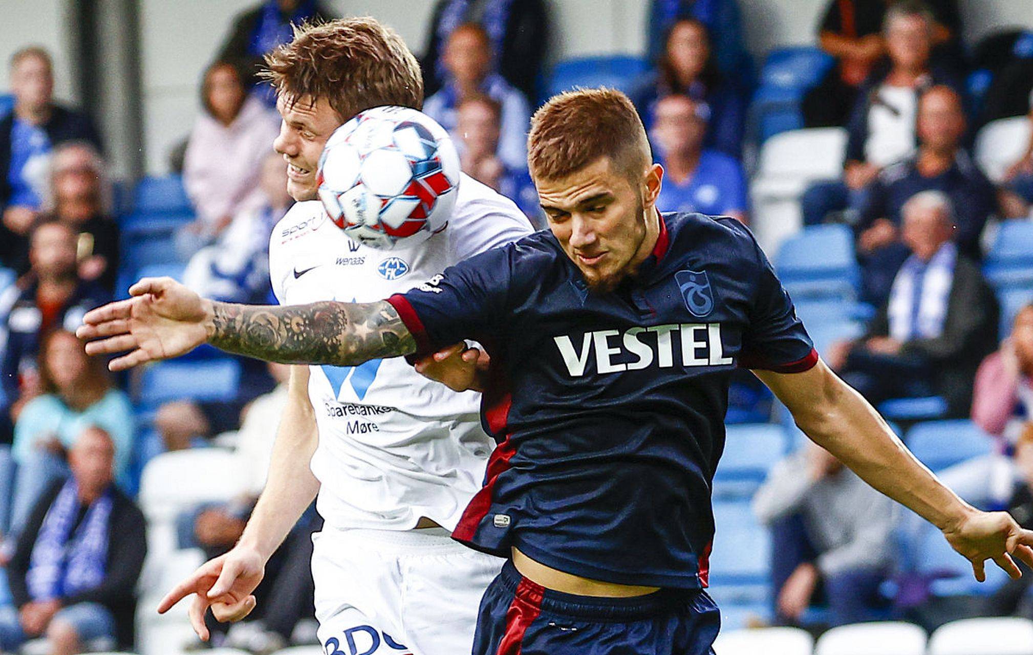 关于阿尔及利亚队在点球大战中淘汰挪威,晋级半决赛的信息 关于阿尔及利亚队在点球大战中淘汰挪威,晋级半决赛的信息