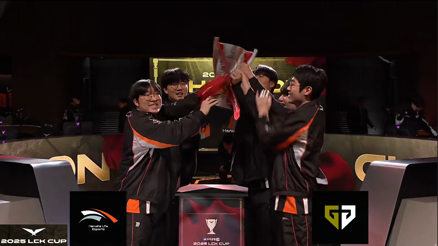 FLY翻盘HLE，Crisp关键团战开团秒人激烈交锋四强赛，点燃全场激情的简单介绍