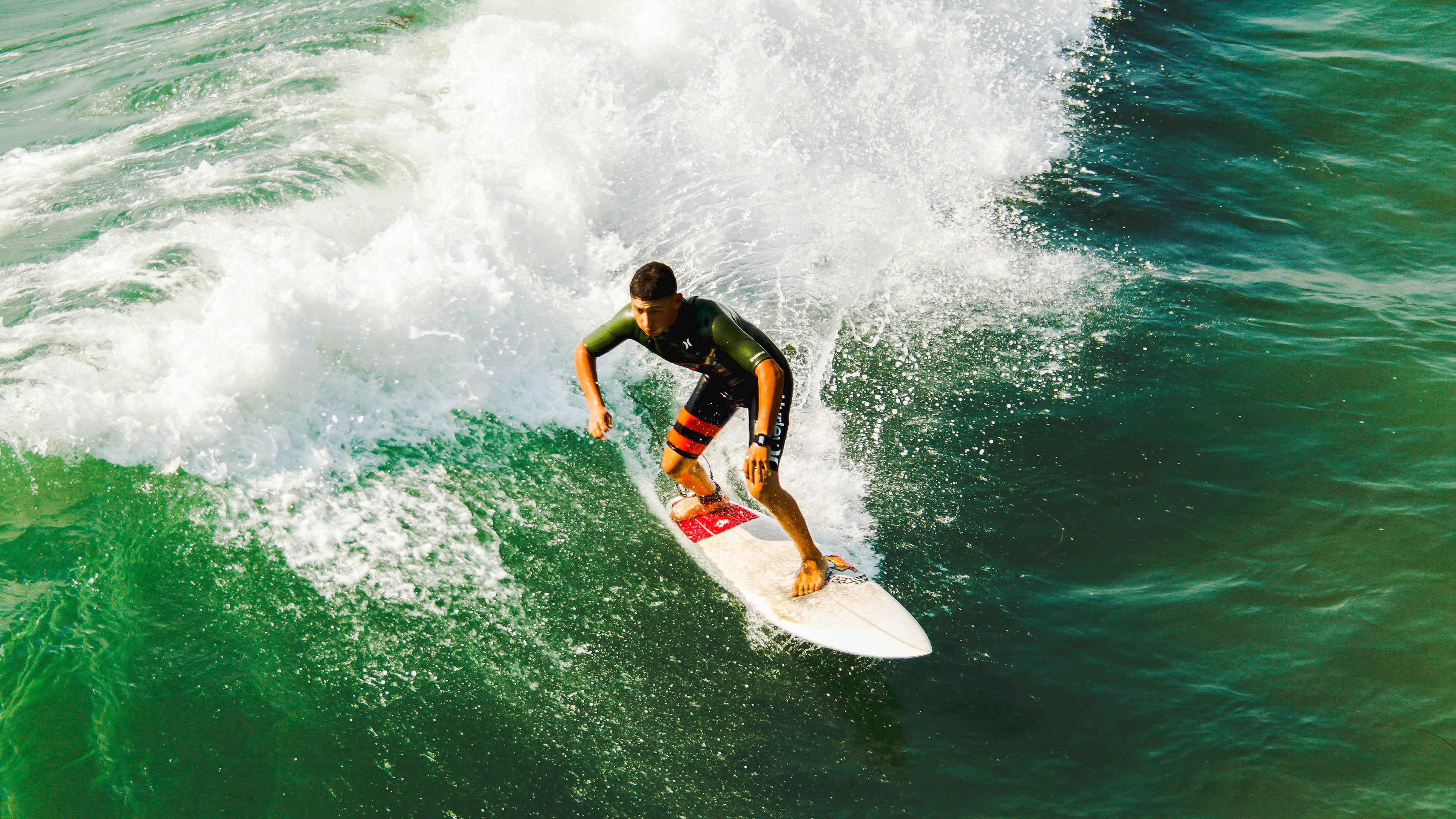 双面证明,当南非踏平尼日利亚,罗德里在喧嚣中雕刻自己的名字
