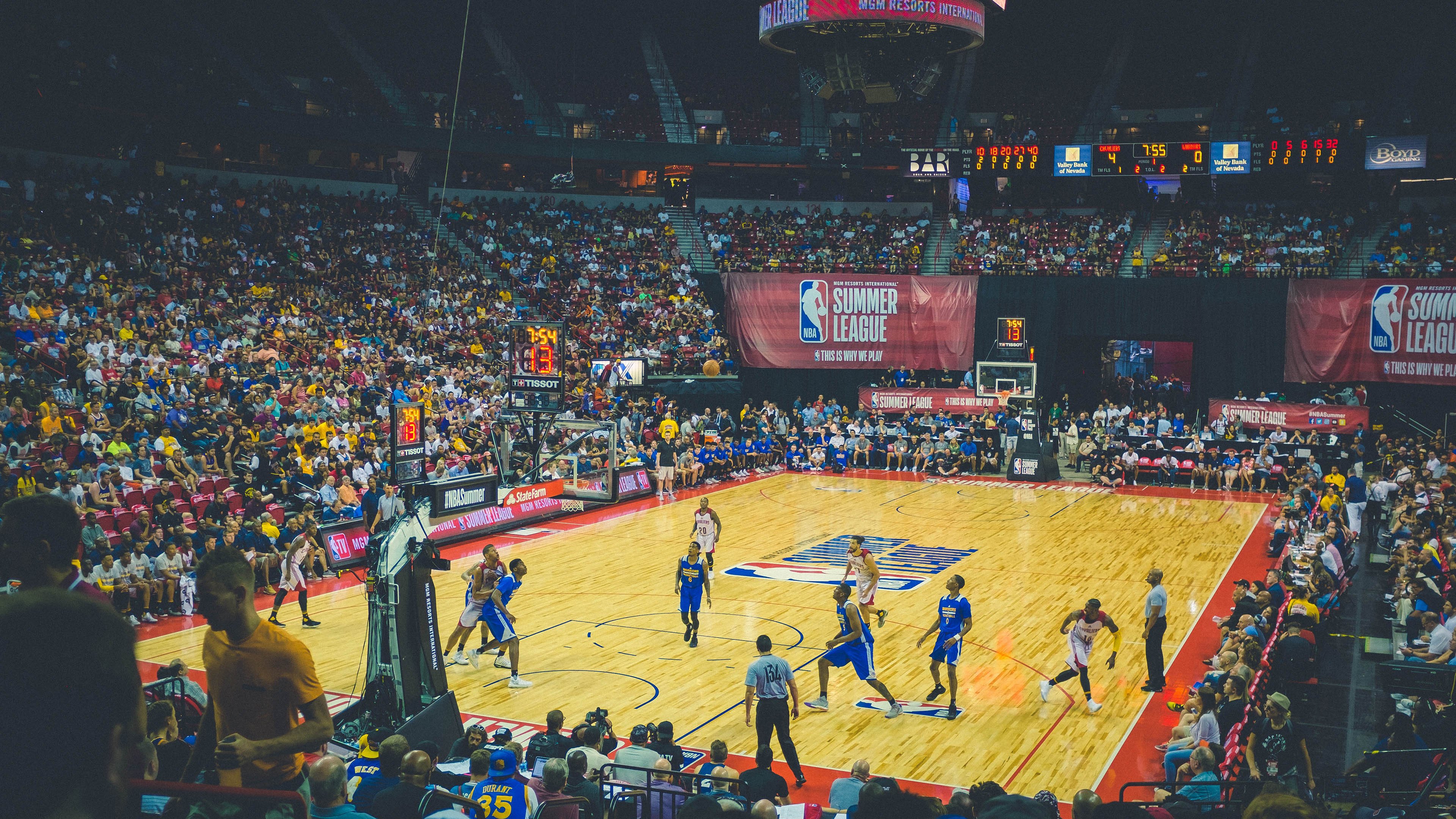 东决关键战之夜,奥纳纳用罚球雕刻胜利